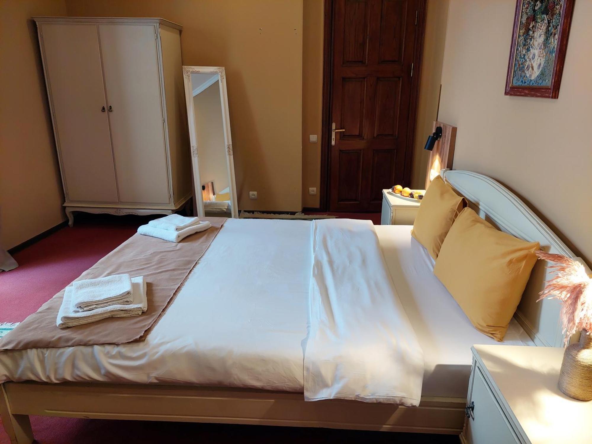 Madera Hotel Tbilisi Esterno foto