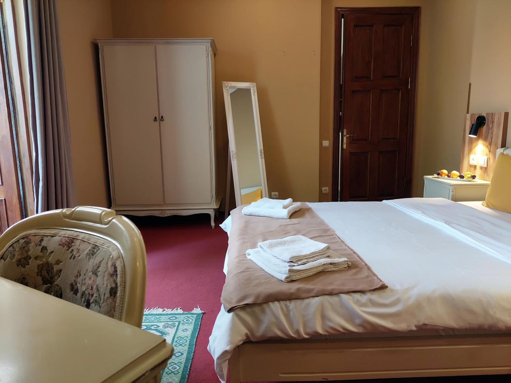 Madera Hotel Tbilisi Esterno foto